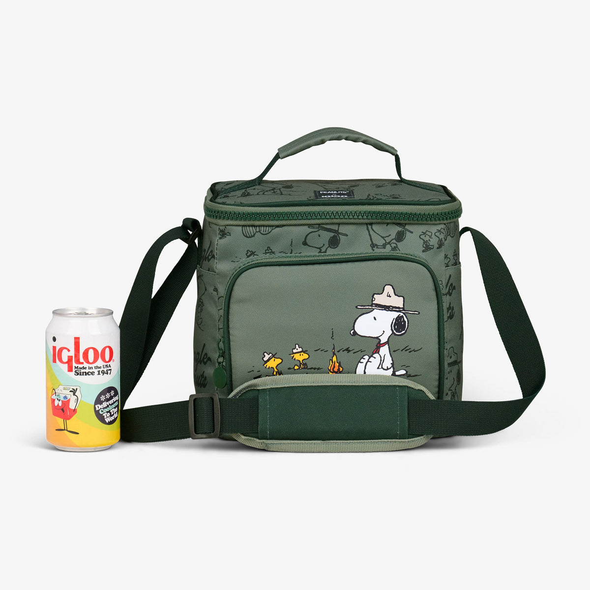 peanuts-beagle-scouts-square-lunch-cooler-bag-e1 00027846-P.jpg