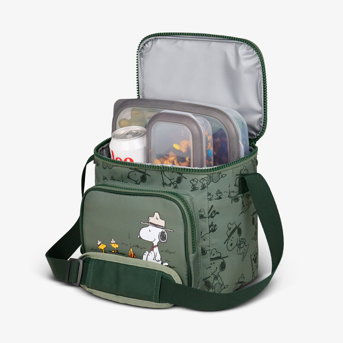 peanuts-beagle-scouts-square-lunch-cooler-bag-e1 00027846-P1.jpg