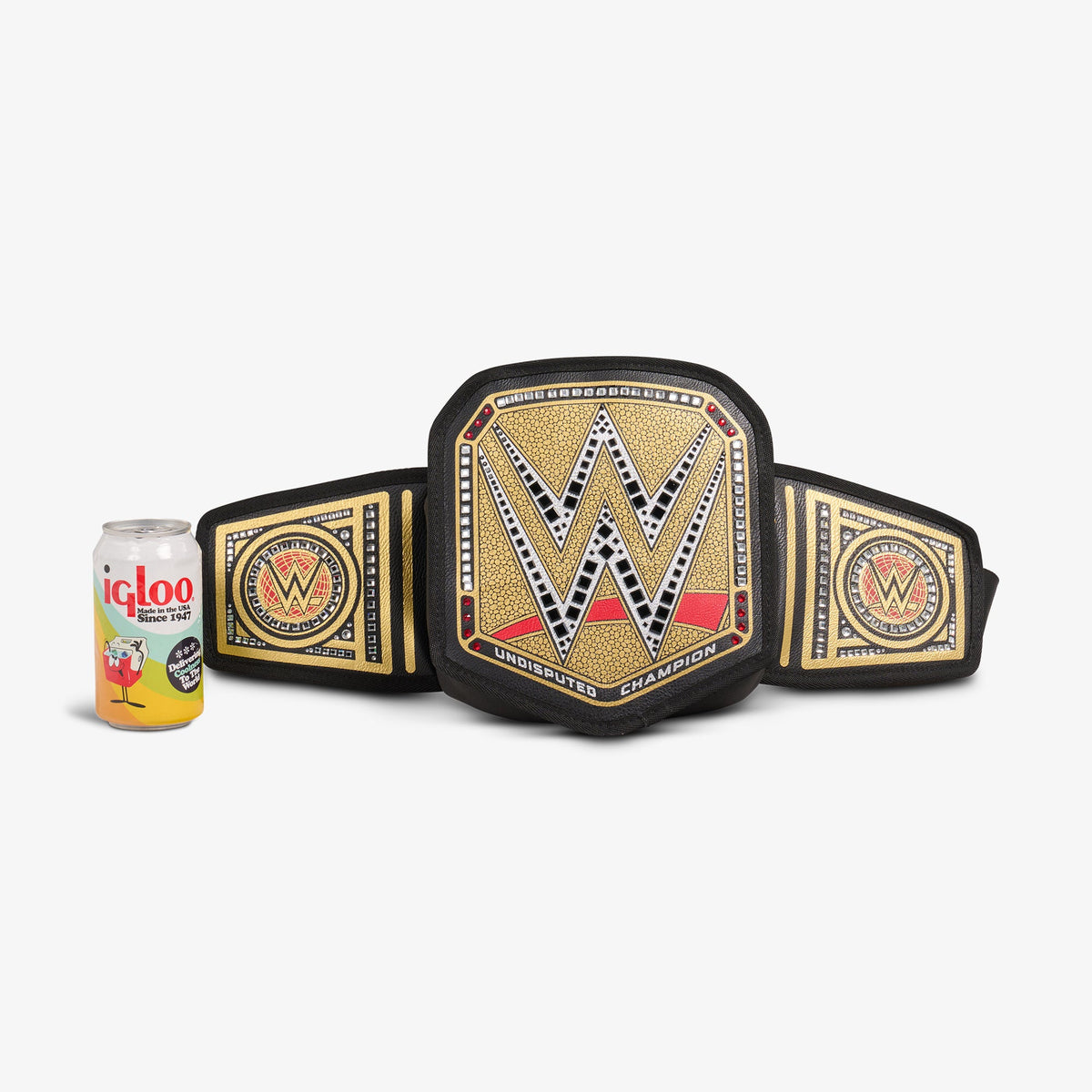 undisputed-wwe-championship-fanny-pack-r4 00027856-P.jpg