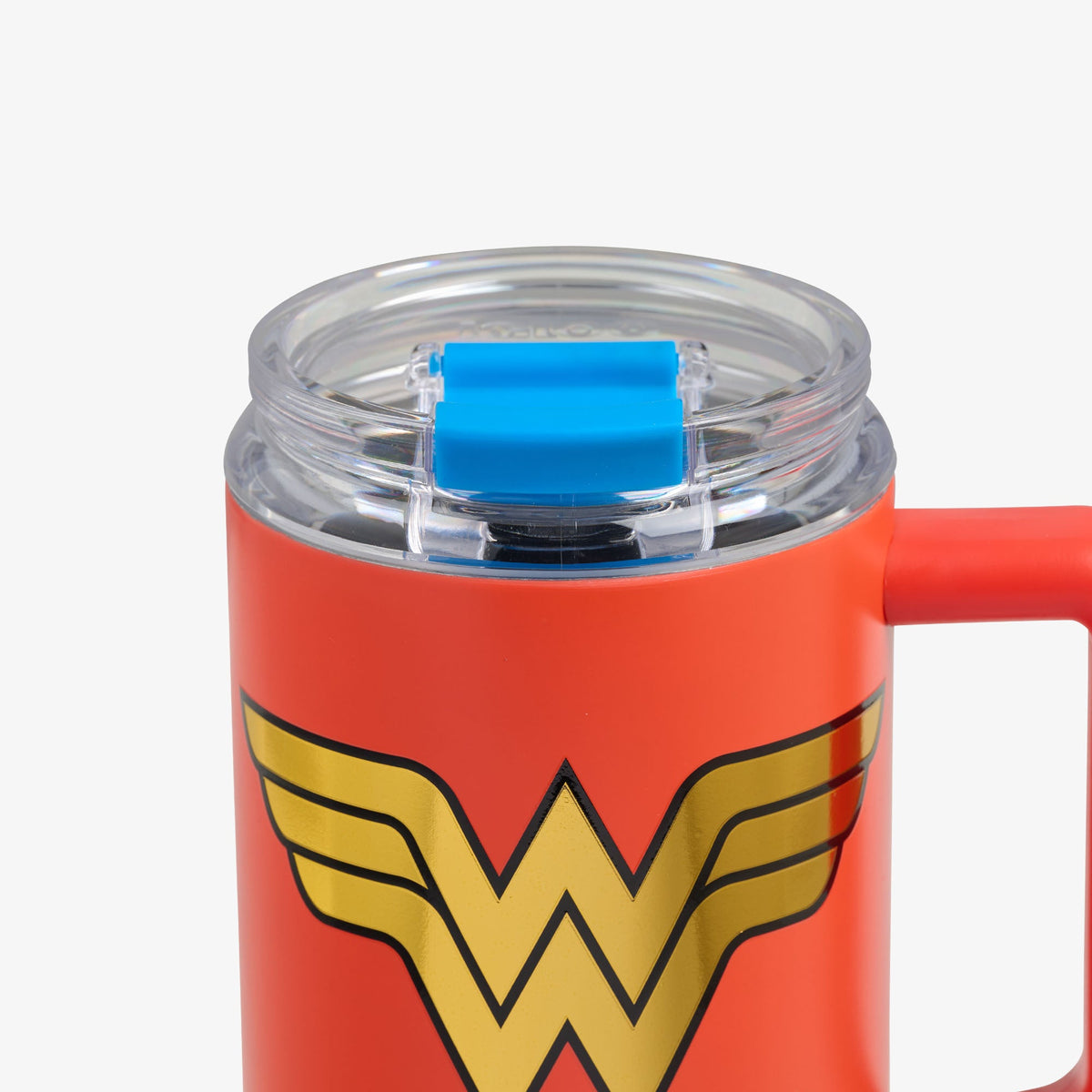 dc-super-heroes-wonder-womantm-32-oz-travel-mug-v0 00027934-L.jpg