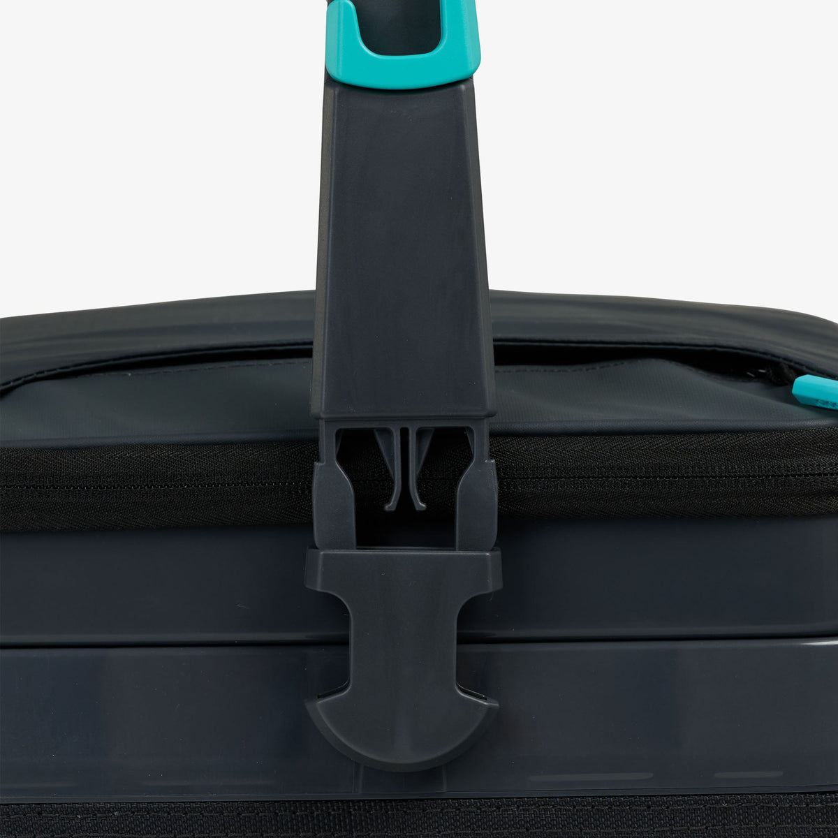 rival-18-can-hybrid-cooler-j4 00064361-HK1.jpg