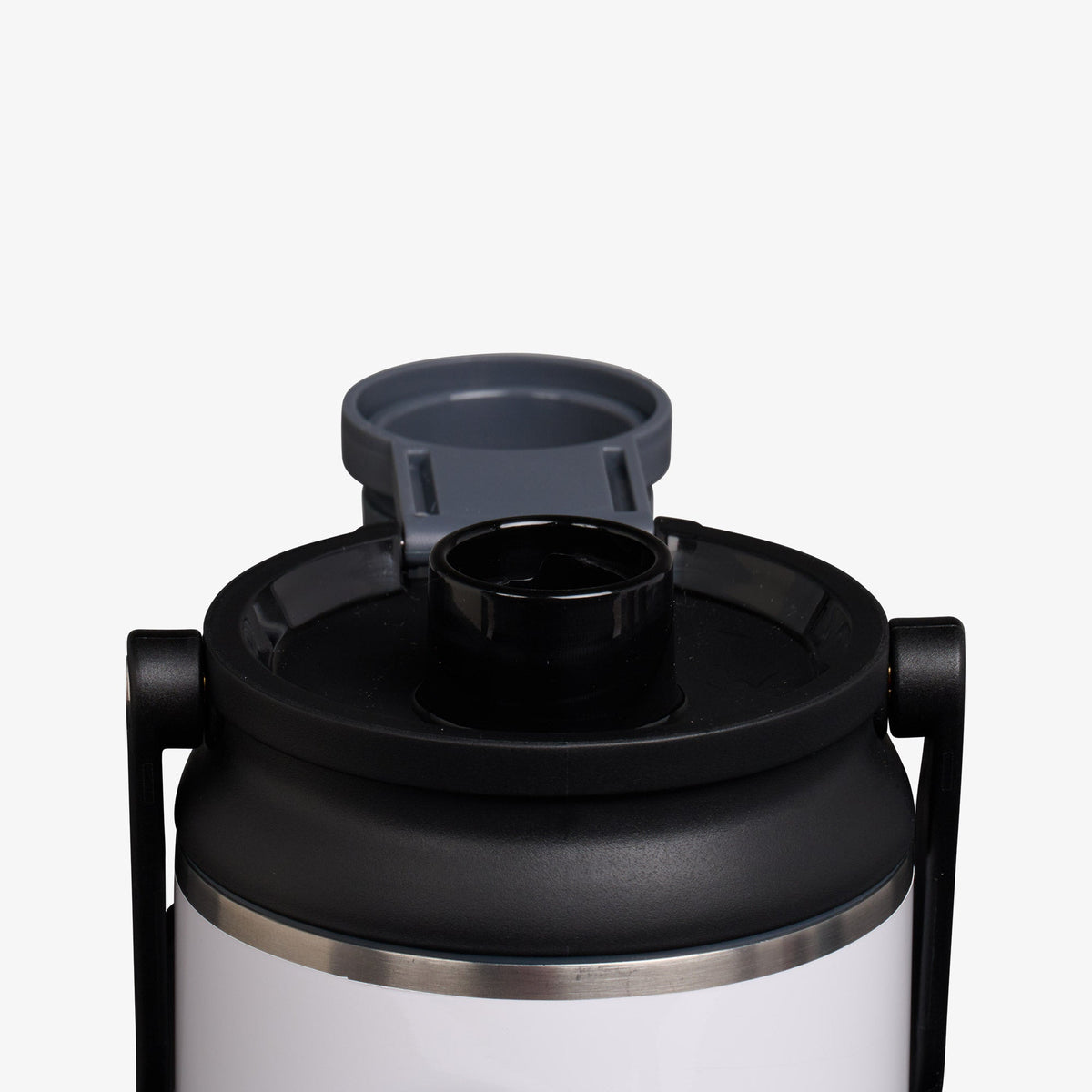 36-oz-twist-n-chug-bottle-i4 00071089-L1.jpg