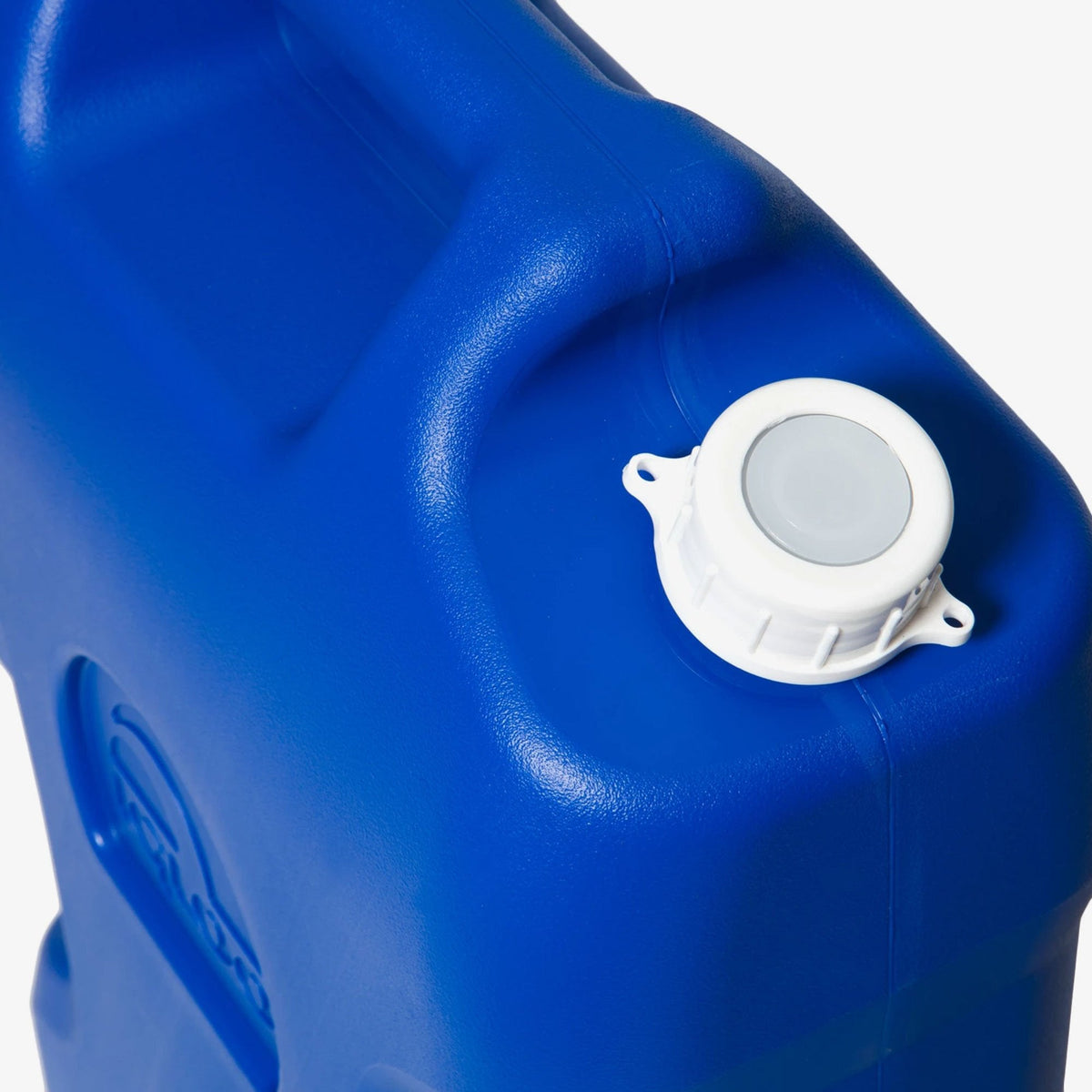 6-gallon-water-container-t0 42154-6-gallon-water-container-ii-majestic-blue-top.jpg